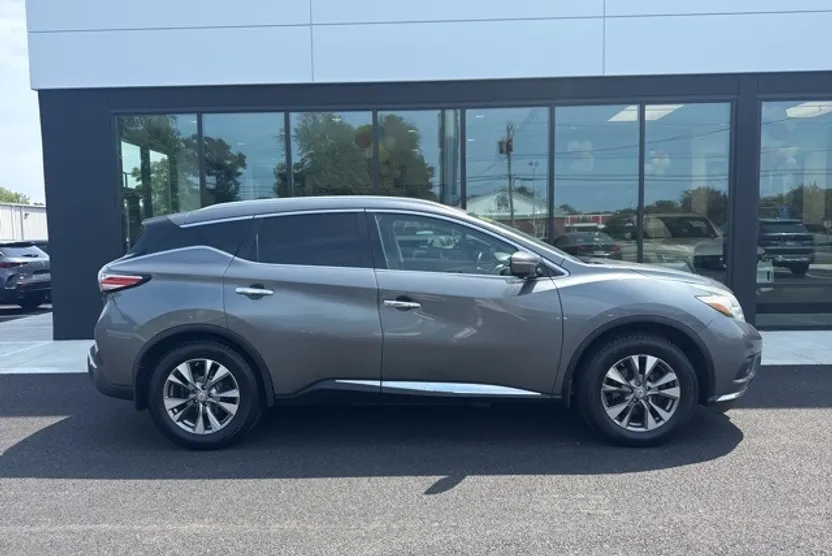 2015 Nissan Murano SL photo 1