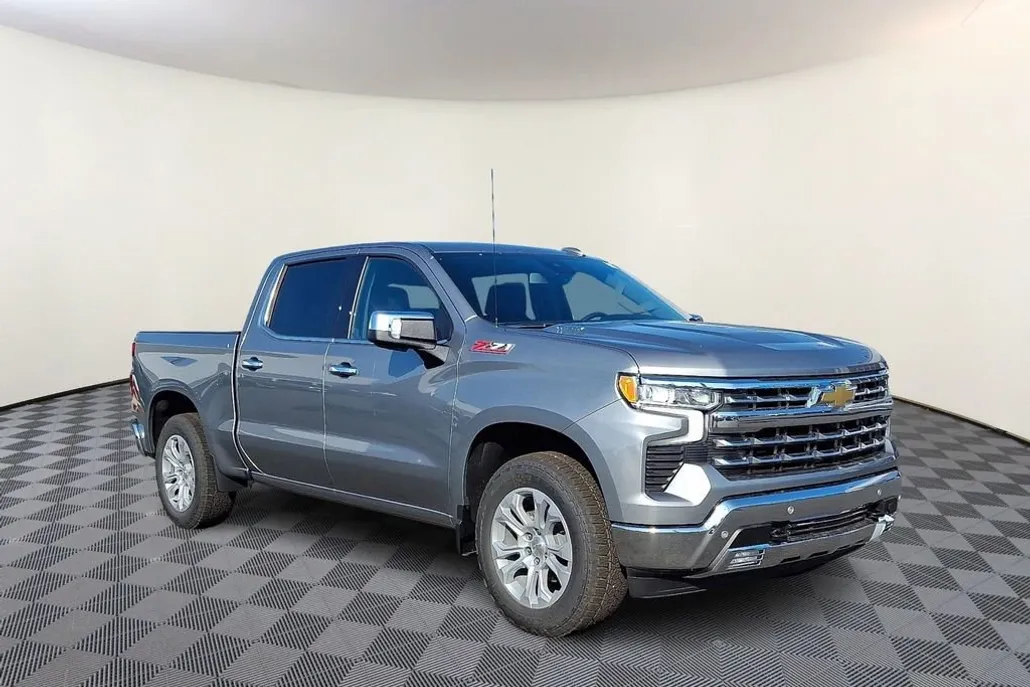 2025 Chevrolet Silverado 1500 LTZ photo 1