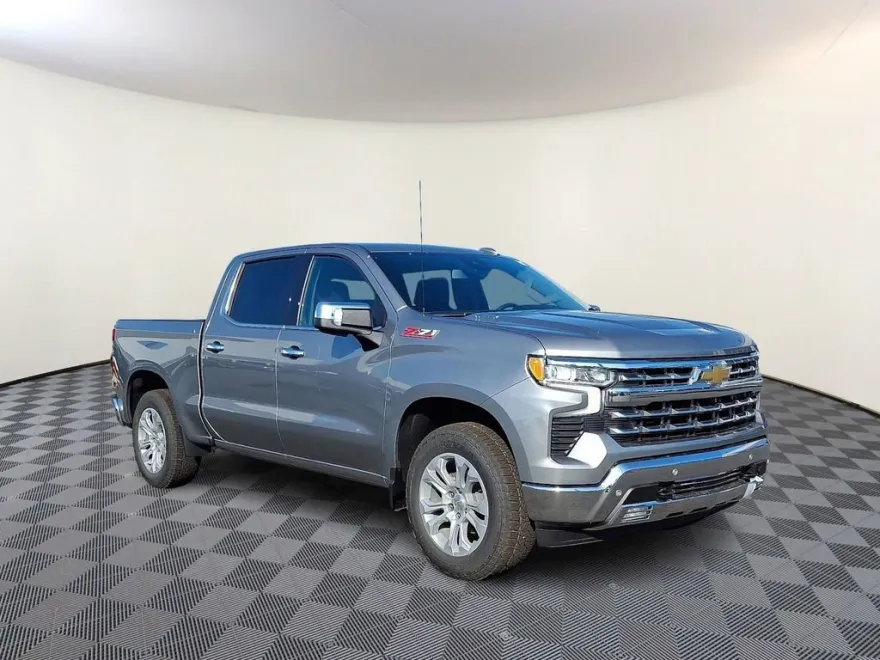 2025 Chevrolet Silverado 1500 LTZ photo 1