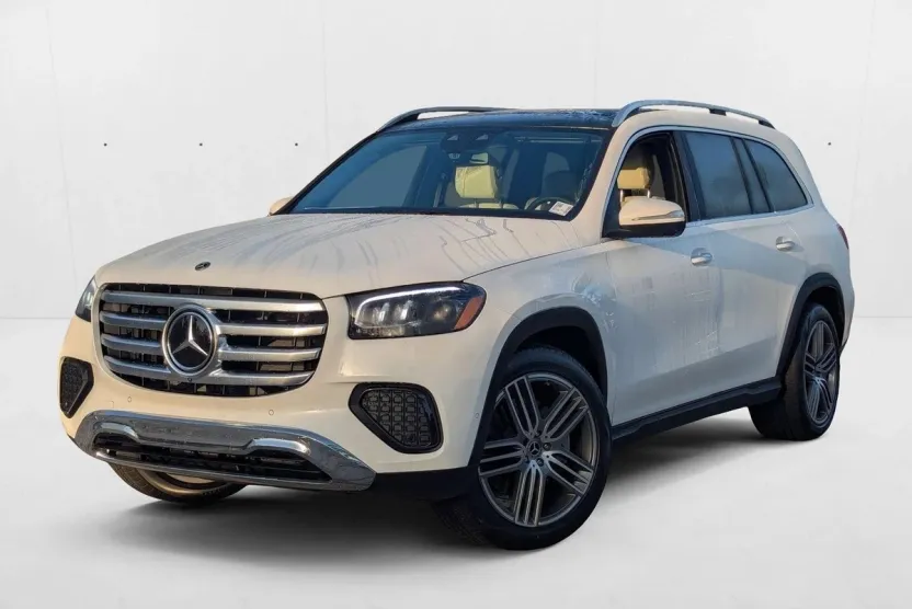 2025 Mercedes Benz GLS 450 4MATIC photo 1