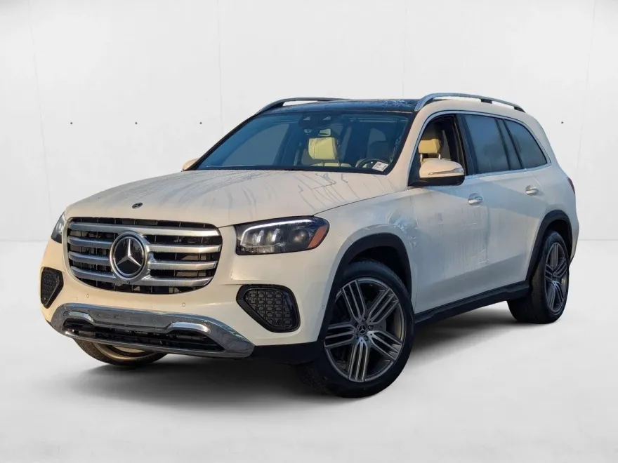 2025 Mercedes Benz GLS 450 4MATIC photo 1