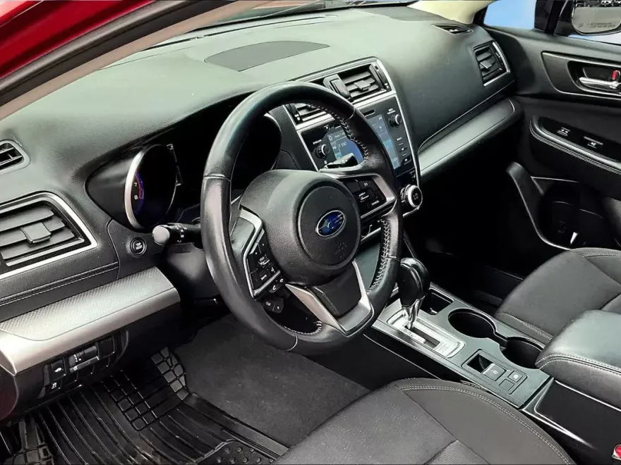 2018 Subaru Legacy Premium photo 1