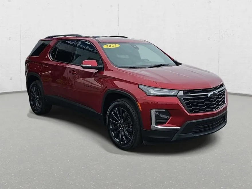 2023 Chevrolet Traverse RS photo 1