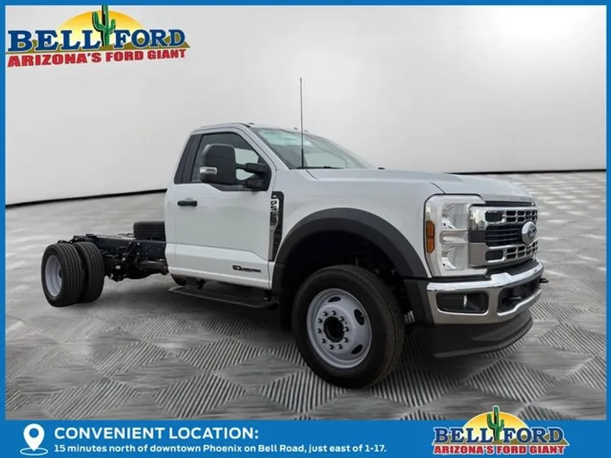 2025 Ford F-550 photo 1