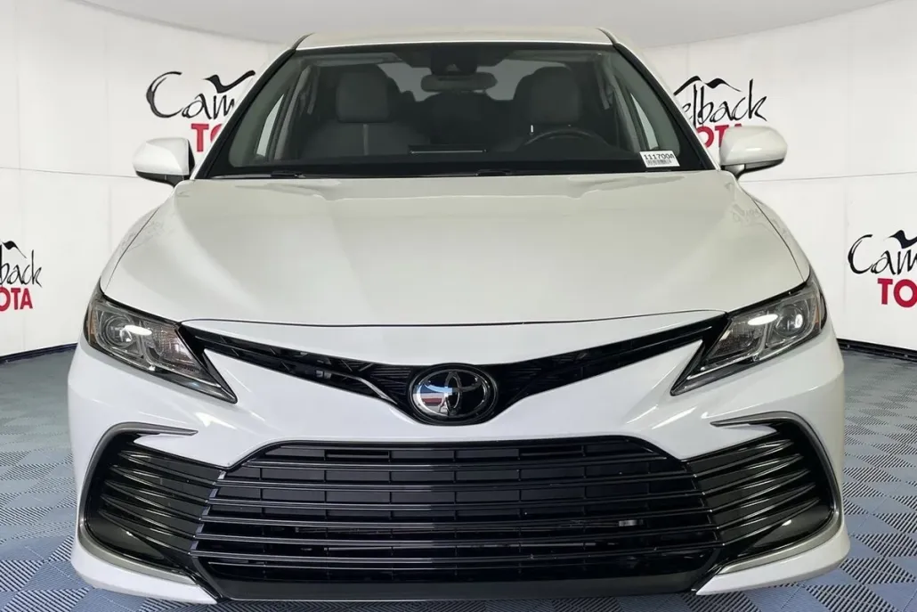 2024 Toyota Camry LE photo 1