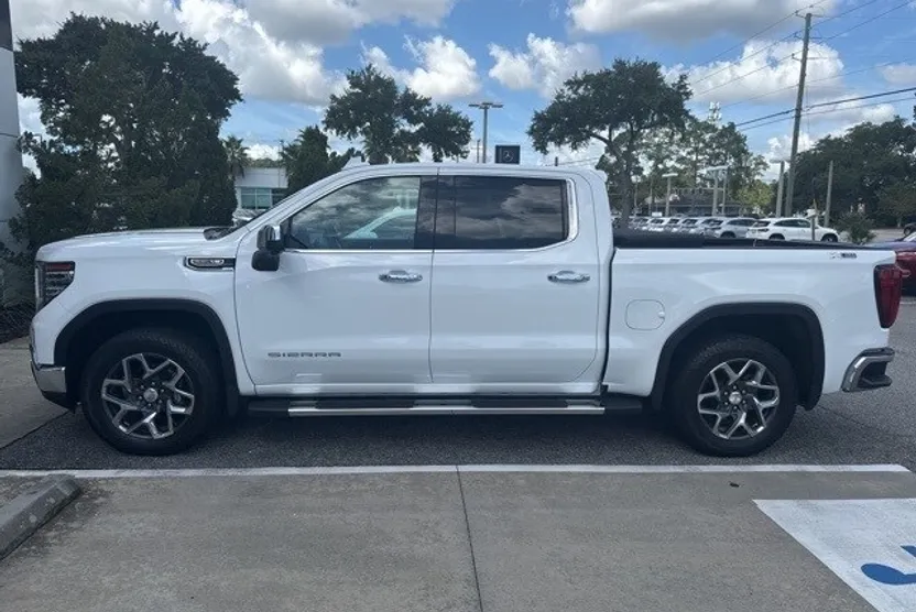 2023 Gmc Sierra 1500 SLT photo 1