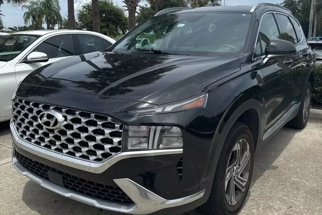 2021 Hyundai Santa Fe SEL photo 1