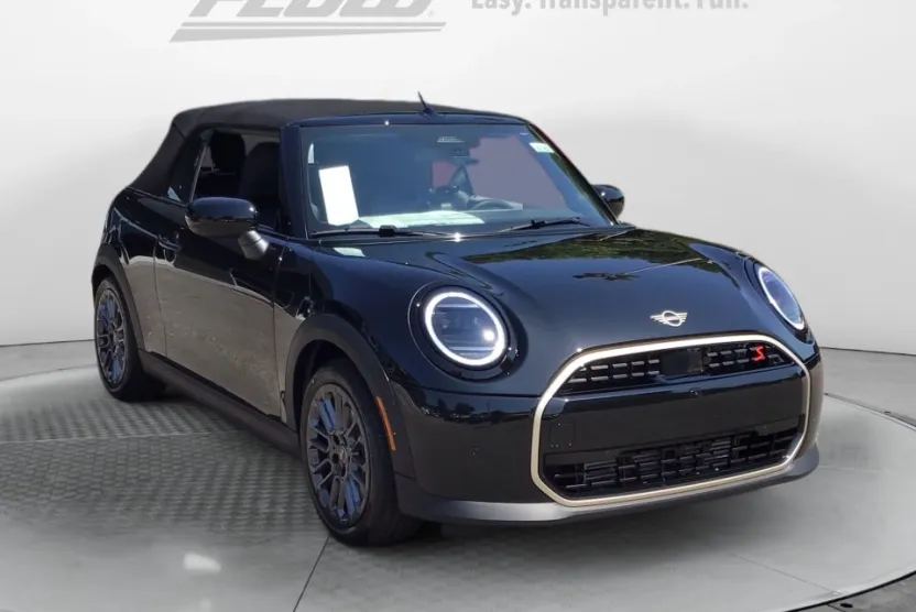 2026 Mini Cooper Convertible Iconic photo 1