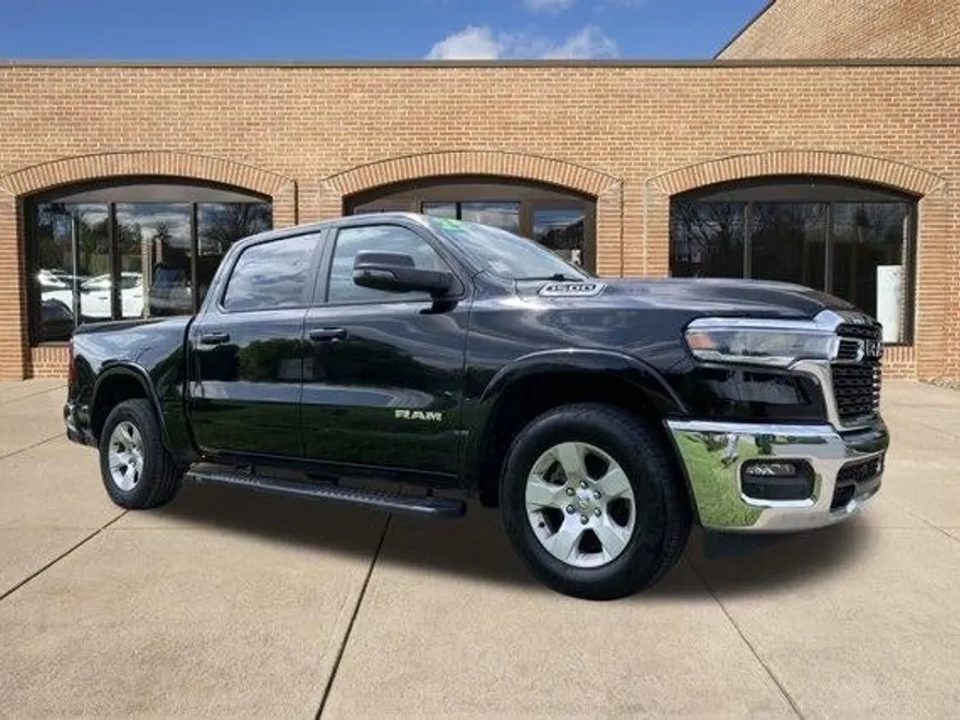2025 Ram 1500 Big Horn photo 1