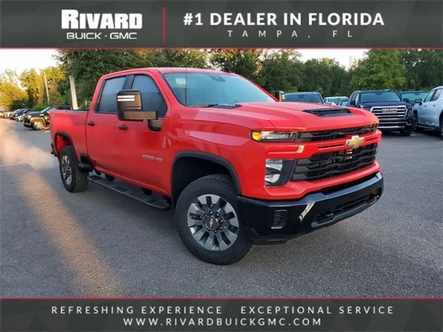 2024 Chevrolet Silverado 2500HD Custom photo 1