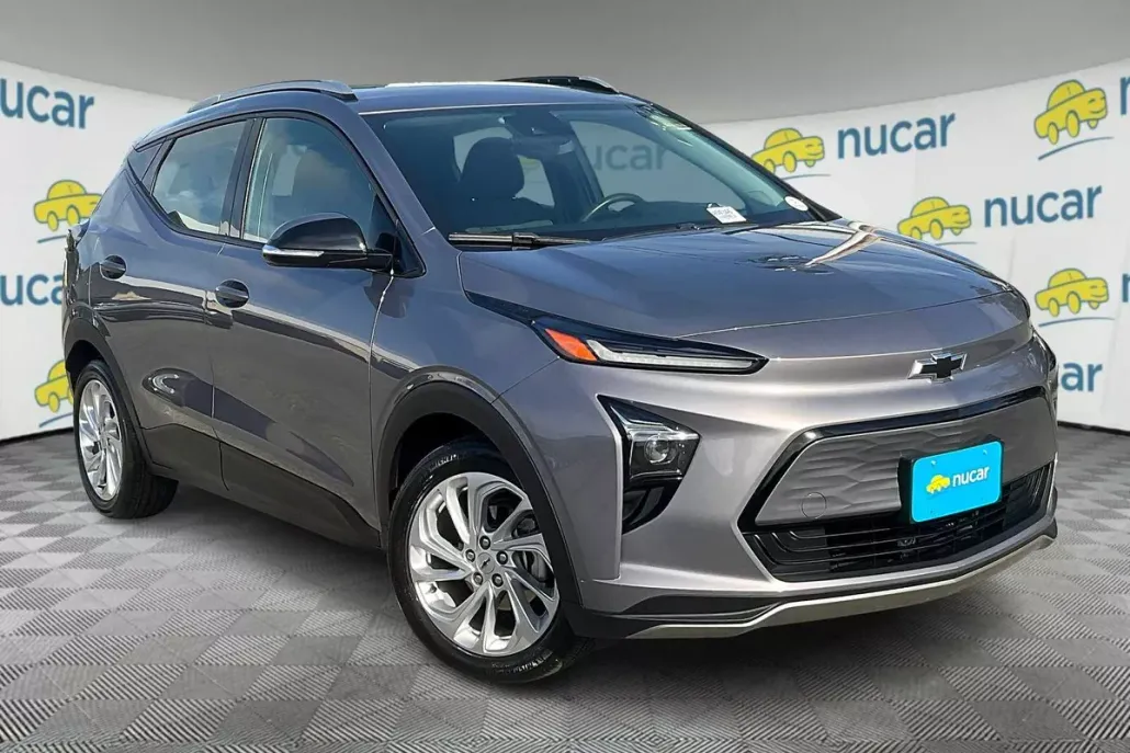 2023 Chevrolet Bolt EUV photo 1