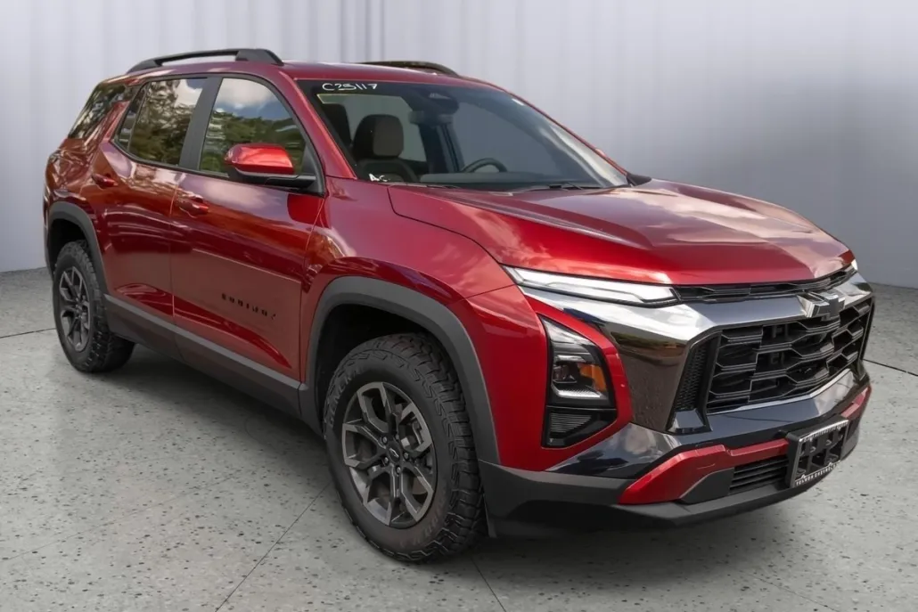 2025 Chevrolet Equinox ACTIV photo 1