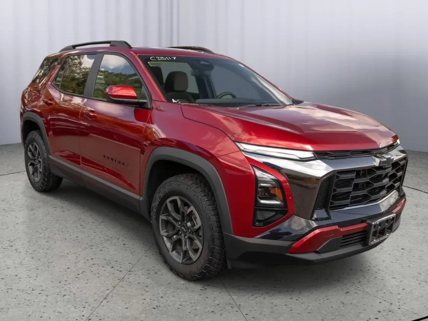 2025 Chevrolet Equinox ACTIV photo 1