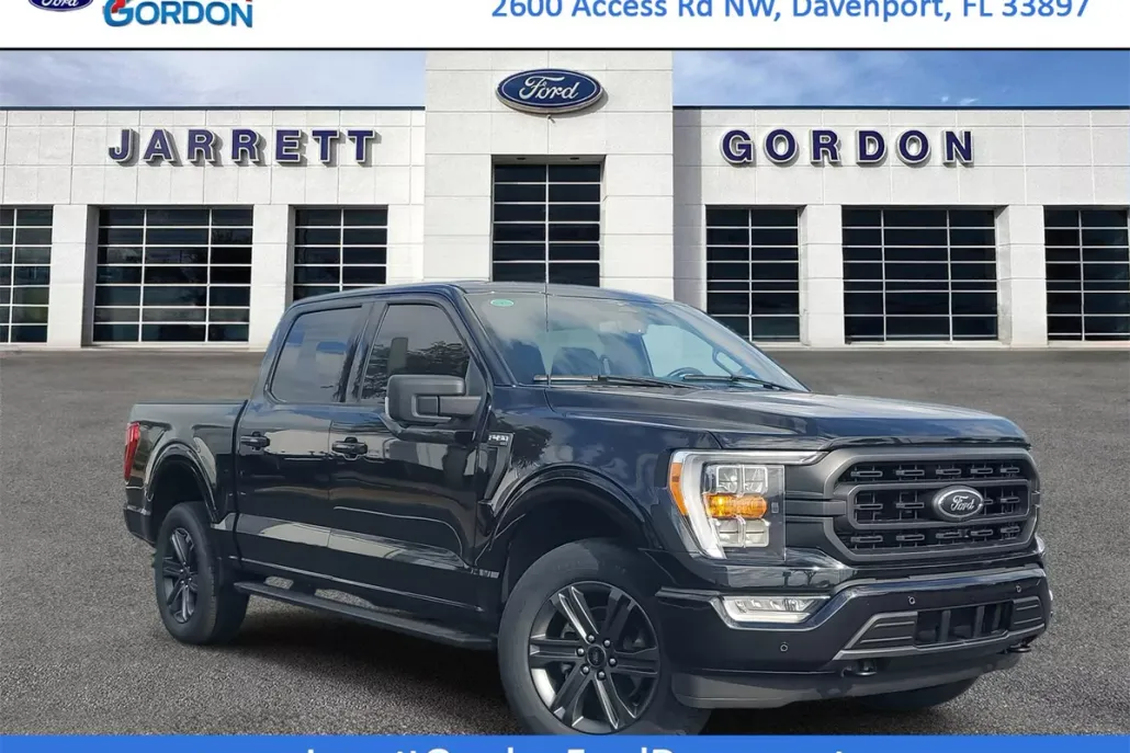 2023 Ford F-150 XLT photo 1