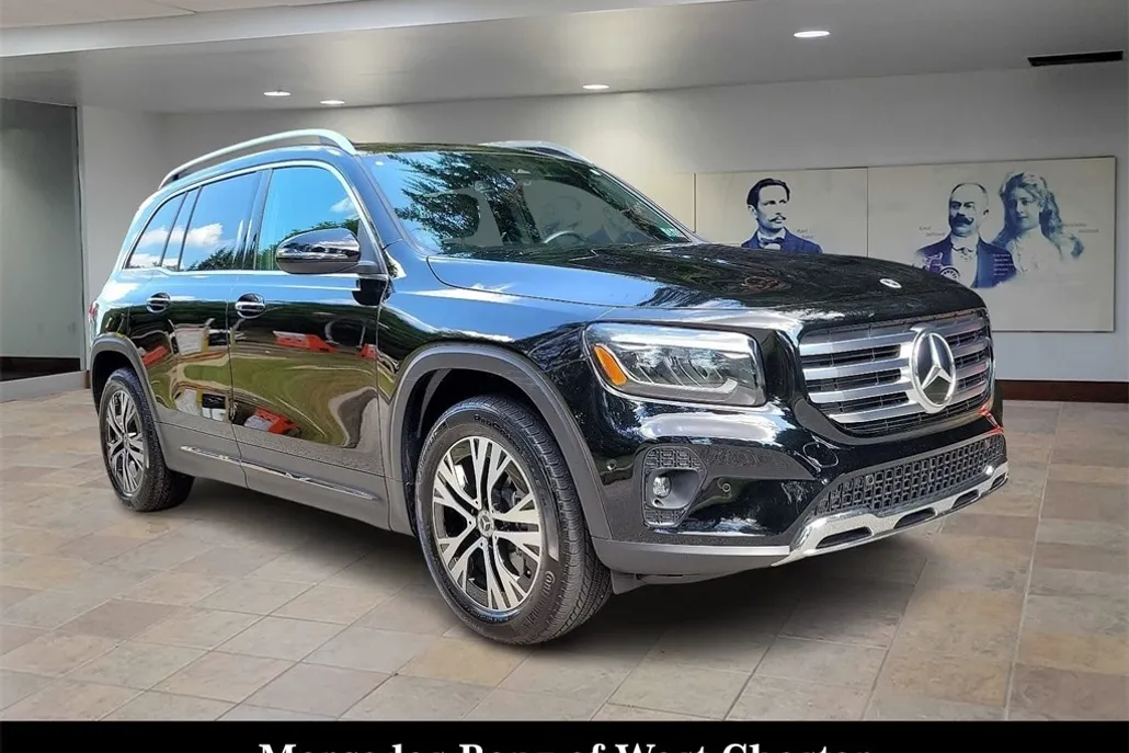 2024 Mercedes Benz GLB 250 photo 1