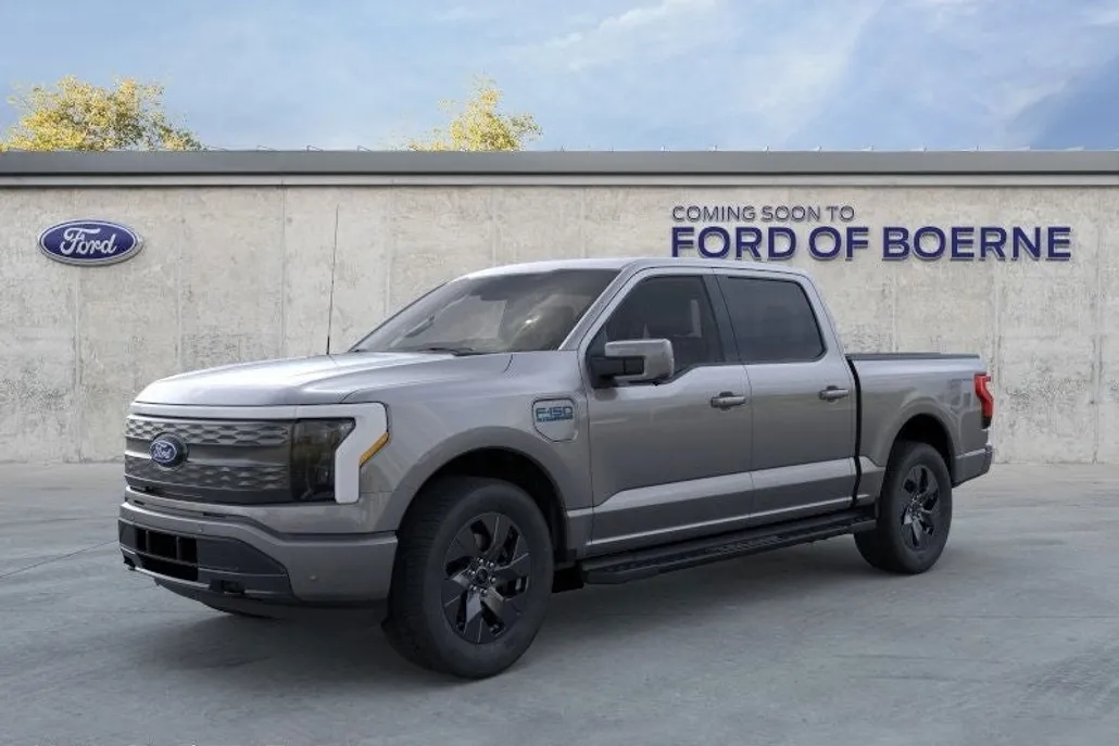 2025 Ford F-150 Lightning Lariat photo 1