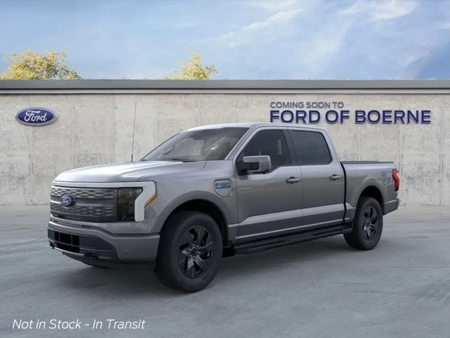 2025 Ford F-150 Lightning Lariat photo 1
