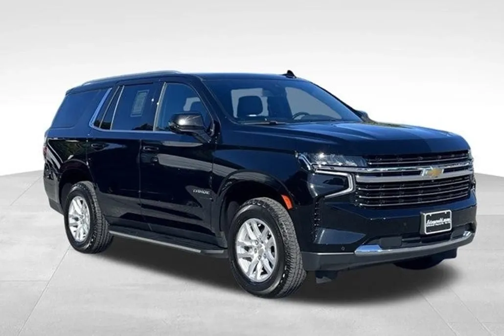 2022 Chevrolet Tahoe LT photo 1