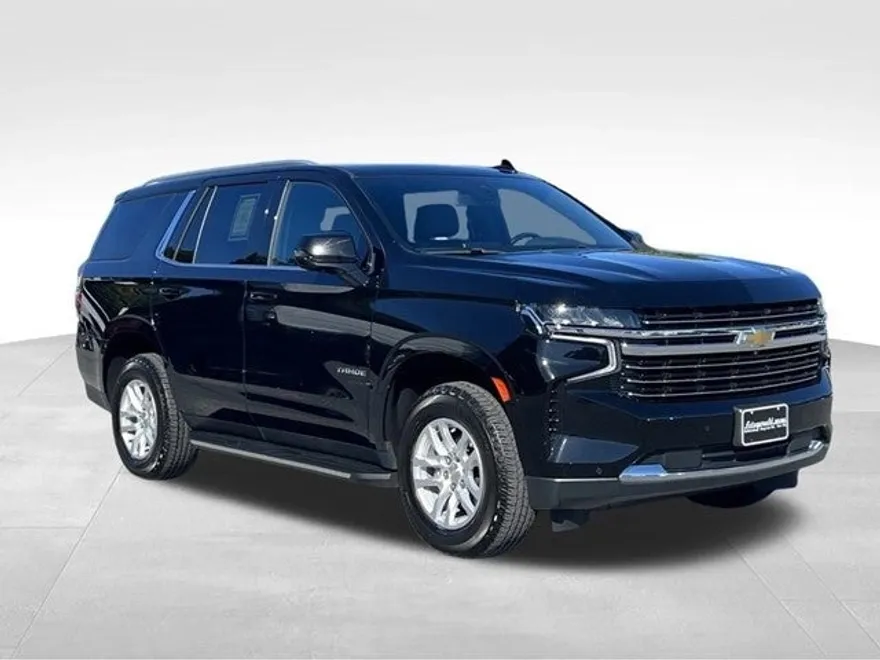 2022 Chevrolet Tahoe LT photo 1