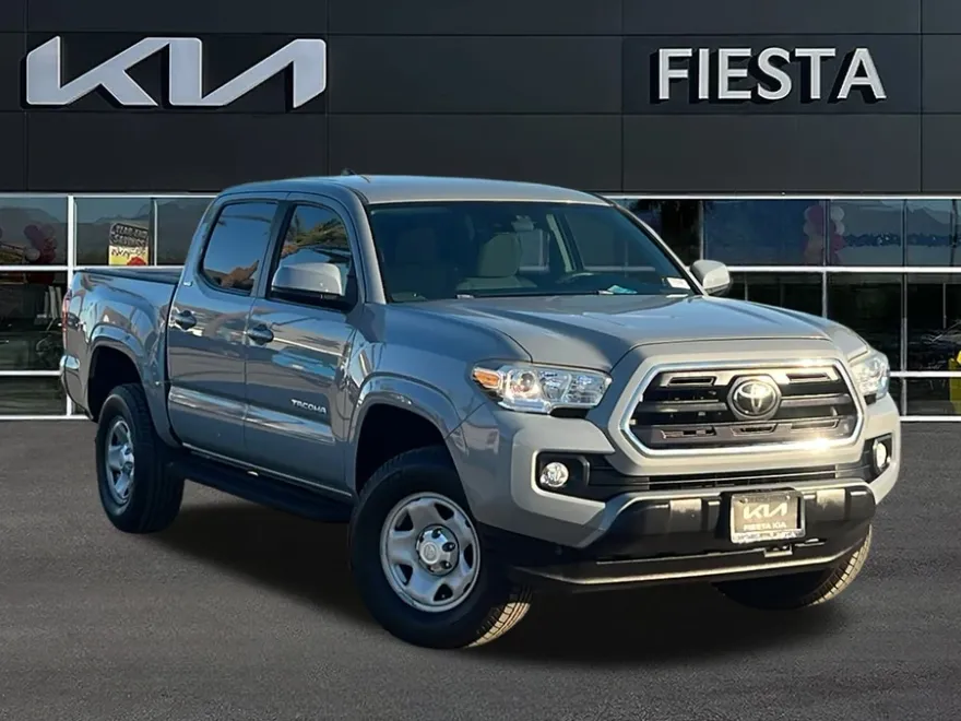 2019 Toyota Tacoma SR5 photo 1