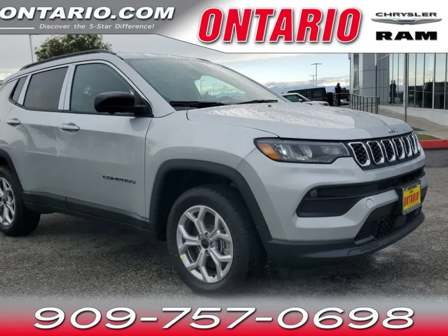 2025 Jeep Compass Latitude photo 1