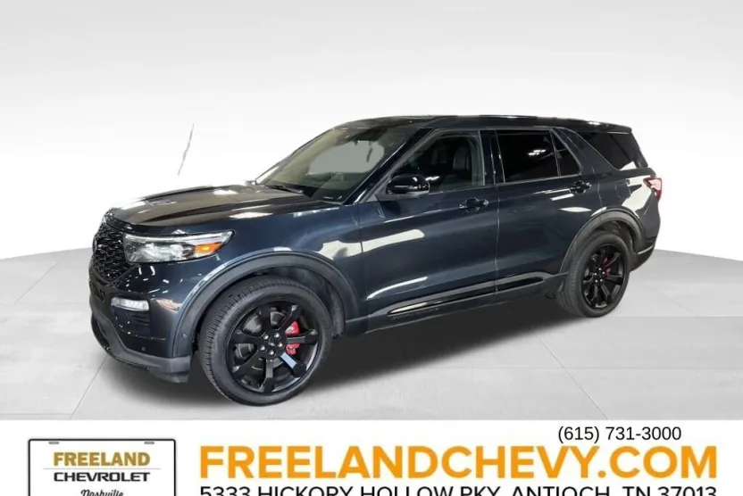 2022 Ford Explorer ST photo 1