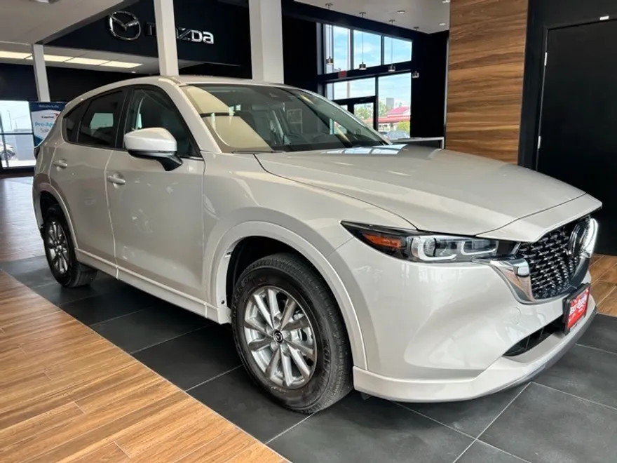 2025 Mazda CX-5 2.5 Select photo 1