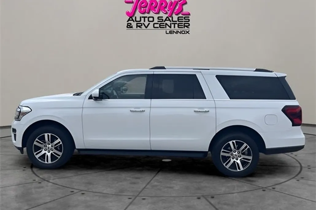 2024 Ford Expedition MAX Limited photo 1