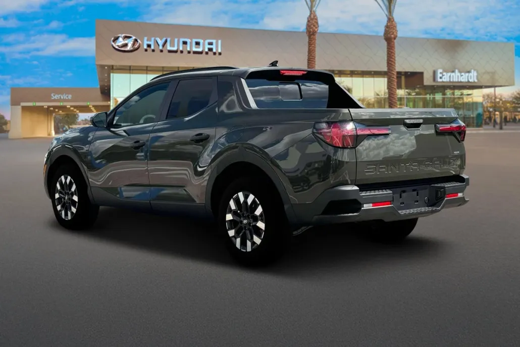 2025 Hyundai Santa Cruz SEL Activity photo 1