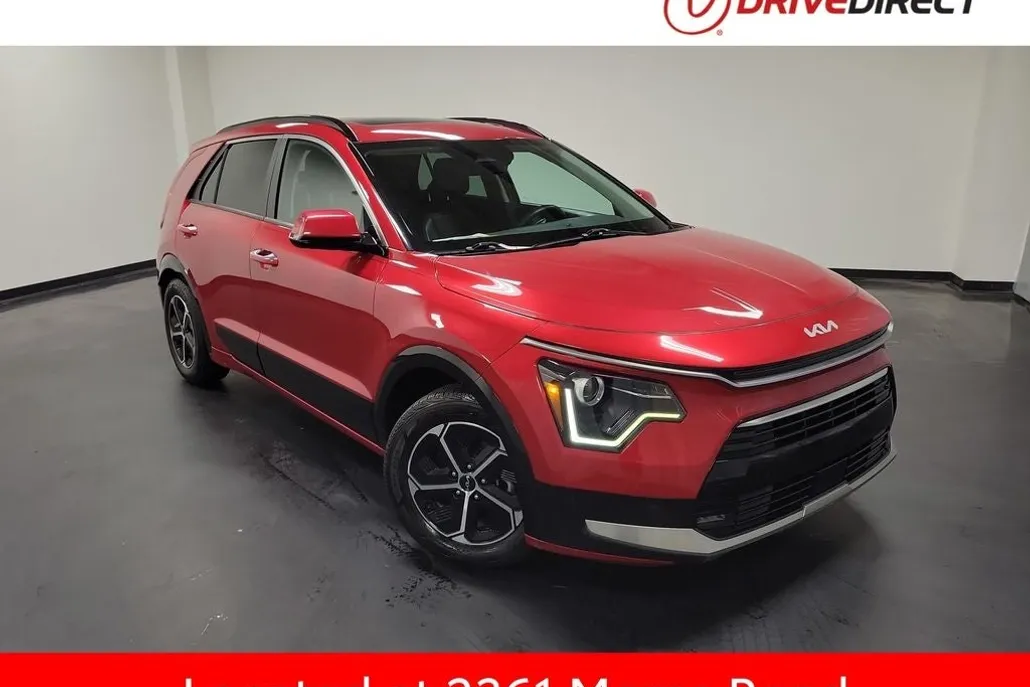 2023 Kia Niro SX photo 1