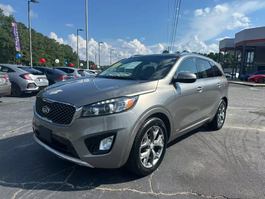 2017 Kia Sorento SX photo 1