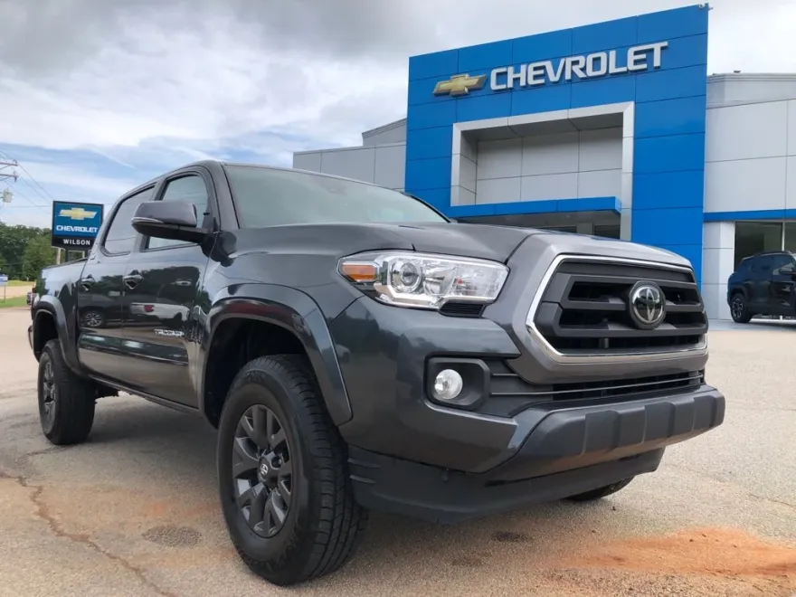 2023 Toyota Tacoma SR5 photo 1