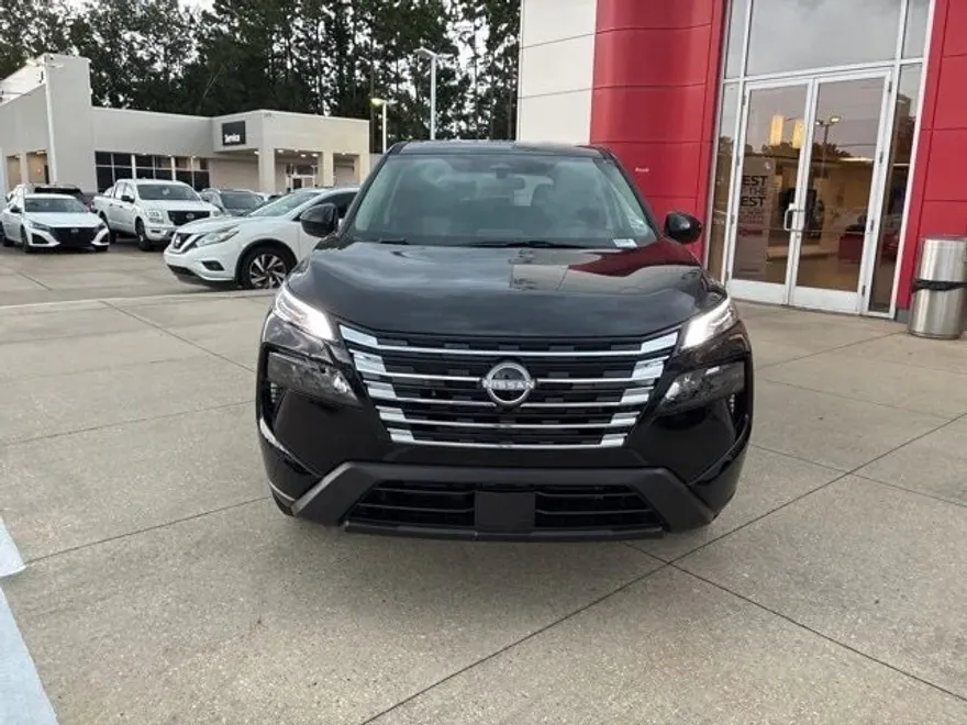 2026 Nissan Rogue SV photo 1
