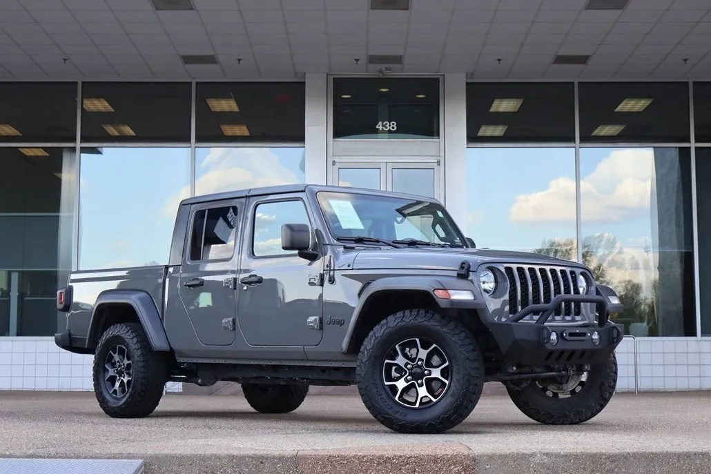 2020 Jeep Gladiator Sport photo 1