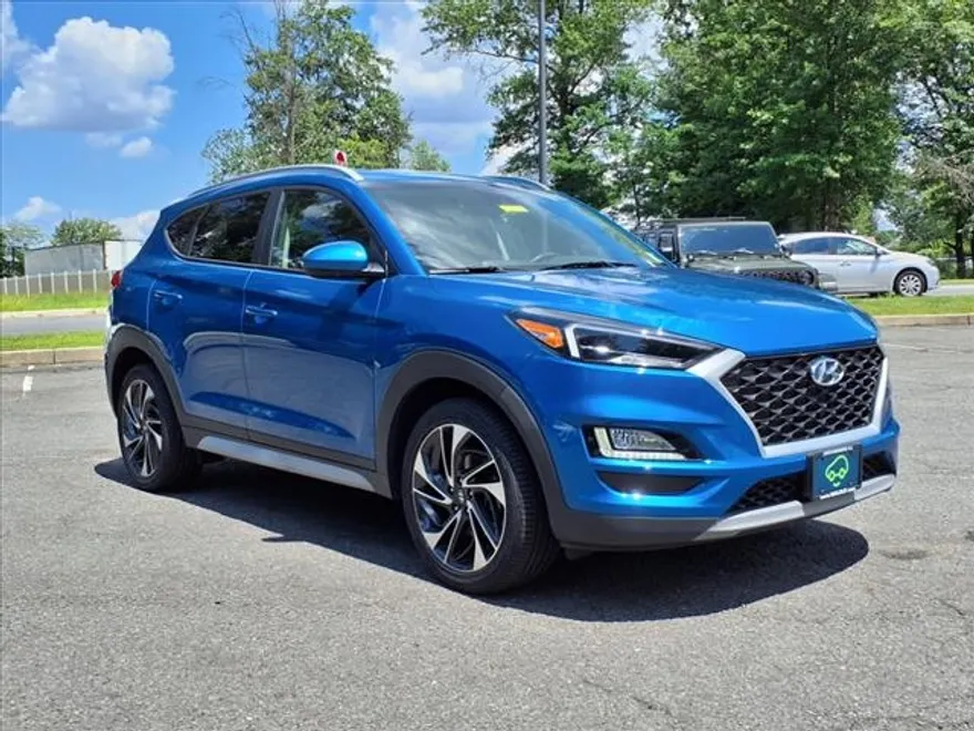 2021 Hyundai Tucson Sport photo 1