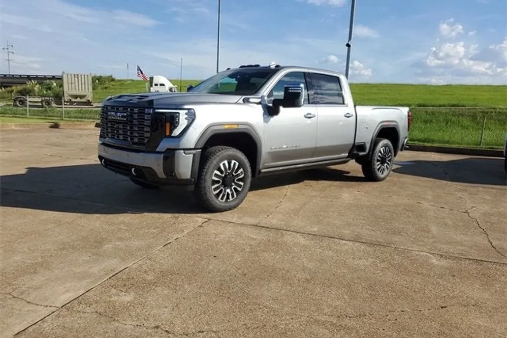 2025 Gmc Sierra HD Denali Ultimate photo 1