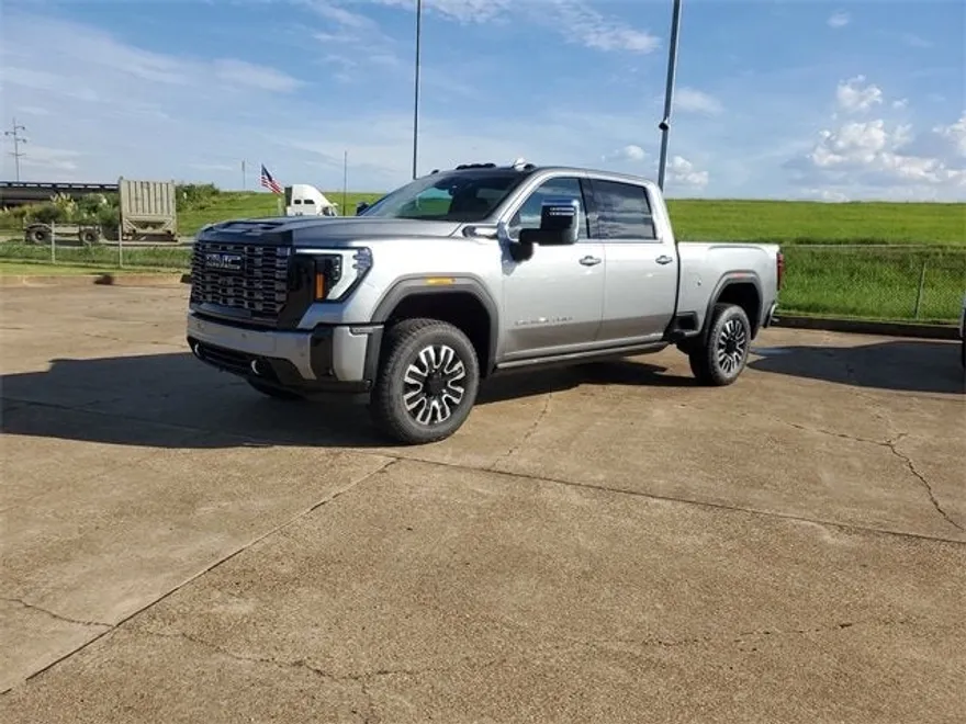 2025 Gmc Sierra HD Denali Ultimate photo 1
