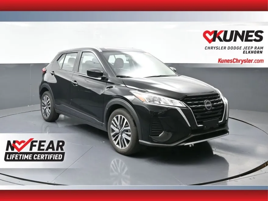 2024 Nissan Kicks SV photo 1