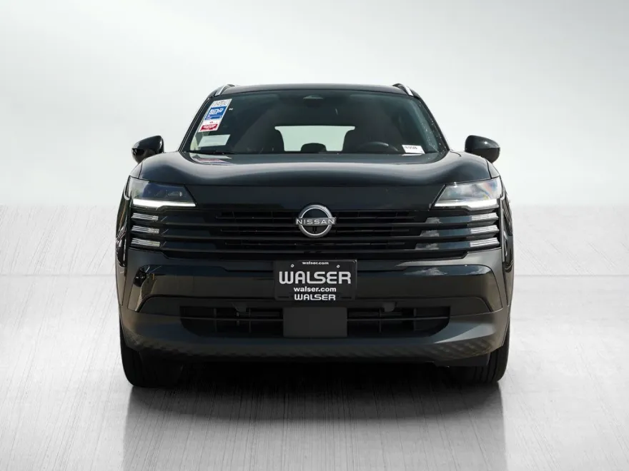 2025 Nissan Kicks SV photo 1