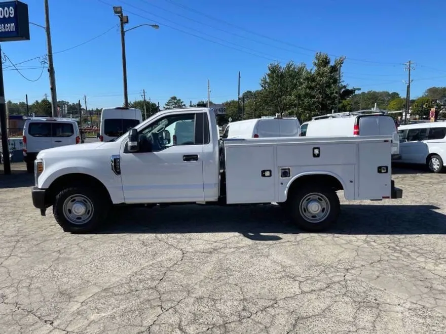 2018 Ford F-350 XL photo 1
