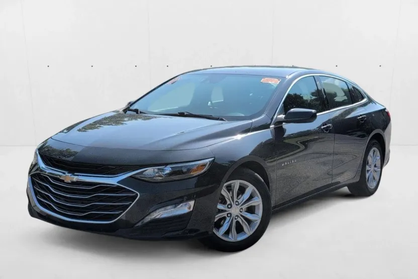 2023 Chevrolet Malibu 1LT photo 1