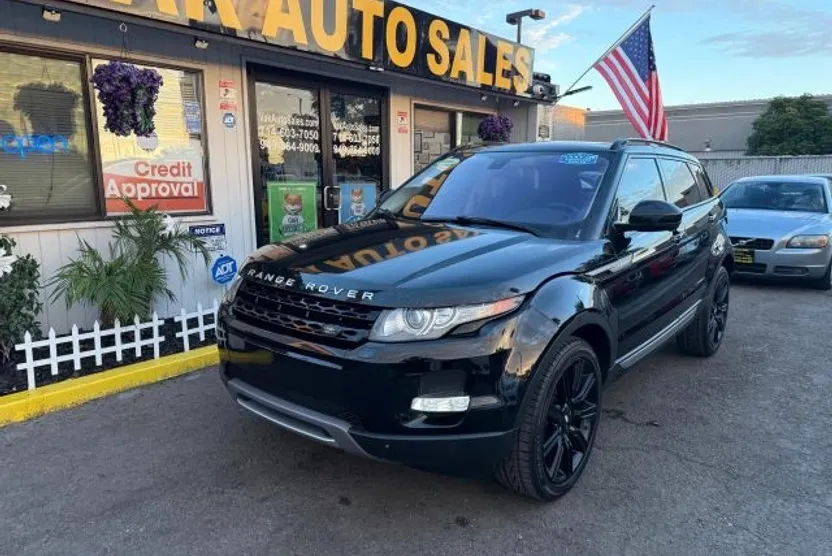 2014 Land Rover Range Rover Evoque Pure Premium photo 1