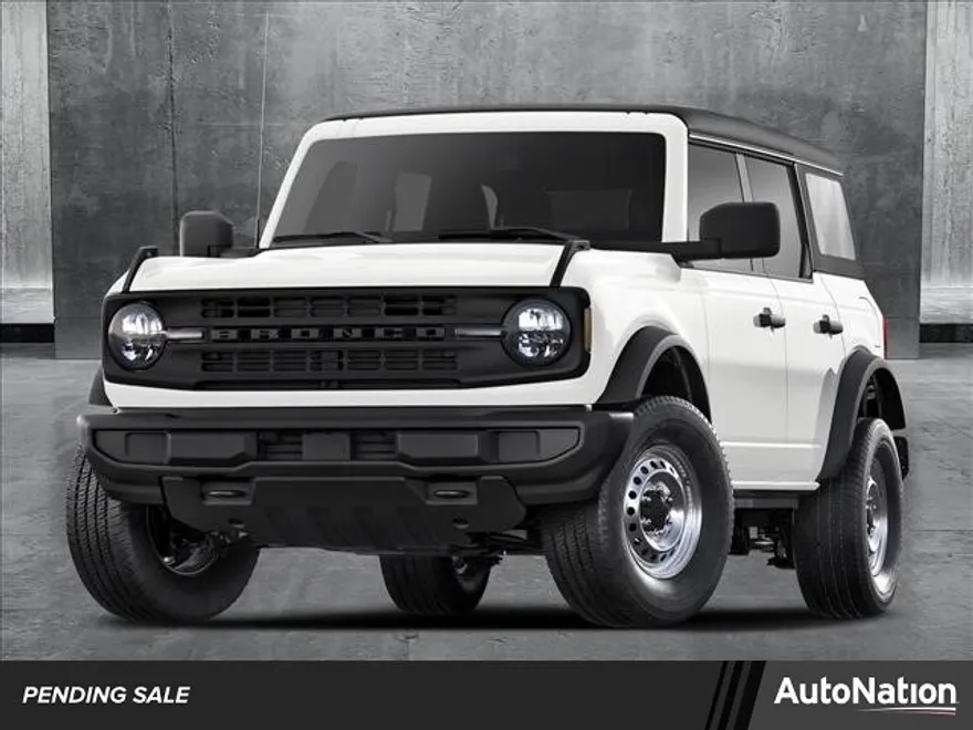 2025 Ford Bronco Base photo 1