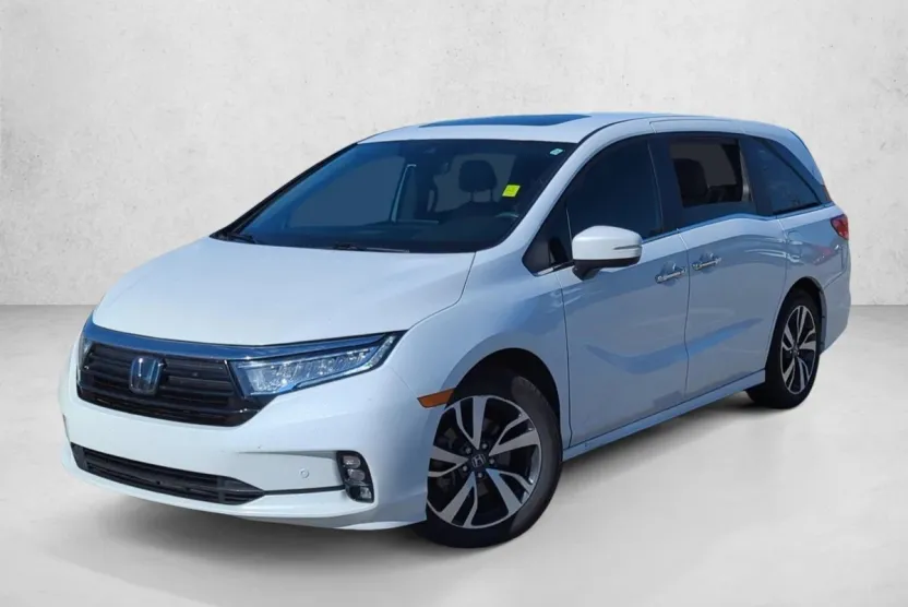 2023 Honda Odyssey Touring photo 1