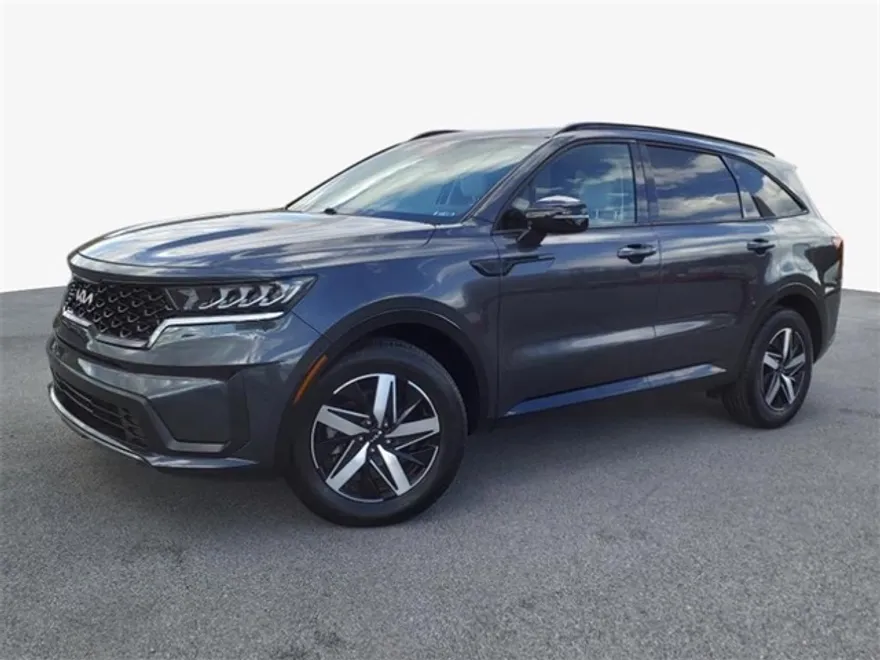 2022 Kia Sorento S photo 1