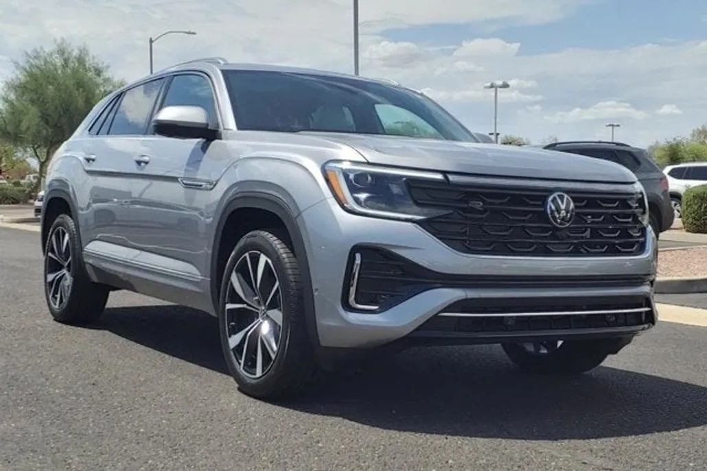 2025 Volkswagen Atlas Cross Sport SEL Premium R-Line photo 1