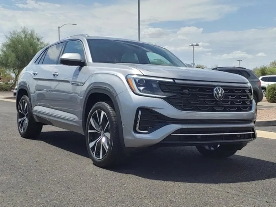 2025 Volkswagen Atlas Cross Sport SEL Premium R-Line photo 1