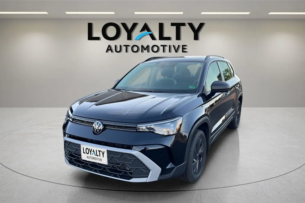 2025 Volkswagen Taos S photo 1