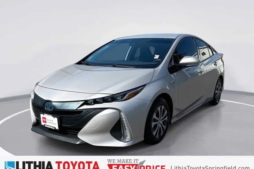 2020 Toyota Prius Prime XLE photo 1