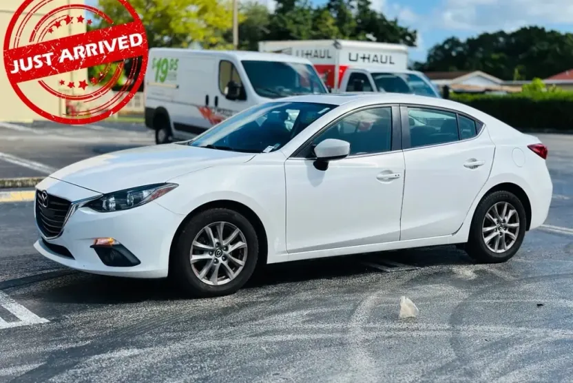 2015 Mazda Mazda3 Touring photo 1